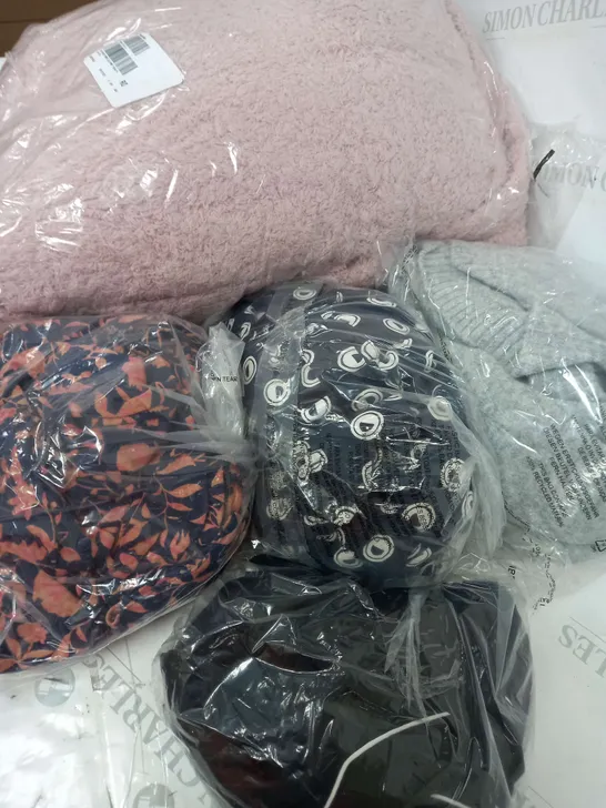 BOX OF APPROXIMATELY 15 ASSORTED CLOTHING ITEMS TO INCLUDE PINK GOWN, FLORAL DRESS, GREY JUMPER ETC