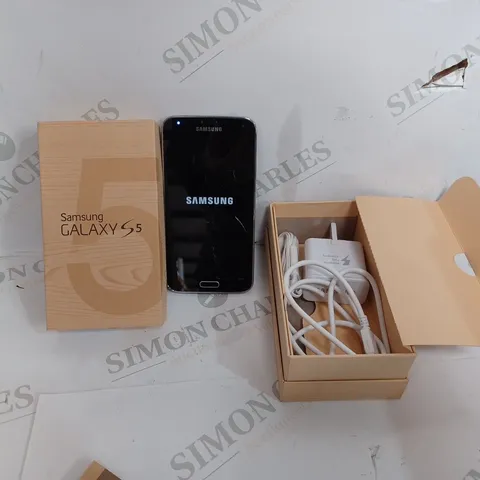 SAMSUNG GALAXY S 5 SMART PHONE