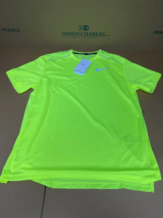 NIKE DRI-FIT RUNNING TOP IN GREEN SIZE MEDIUM