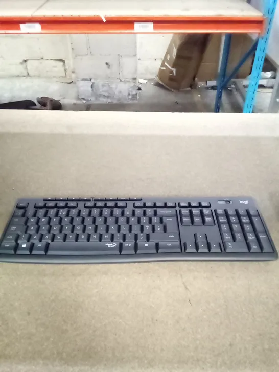 BOXED LOGITECH MK295 WIRELESS KEYBOARD