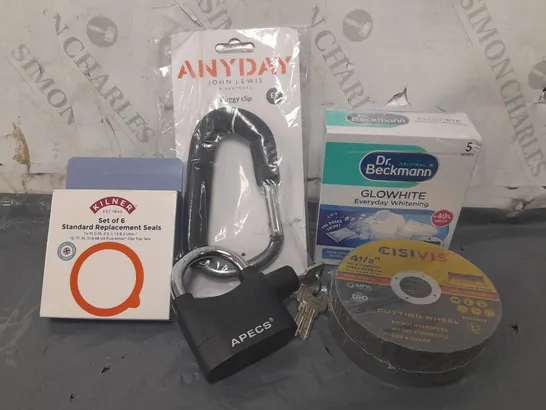 APPROXIMATELY 12 ASSORTED HOUSEHOLD ITEMS TO INCLUDE ANDYDAY BUGG CLIP, KILNER REPLACEMENT SEALS, CISIVIS CUTTING WHEEL, ETC