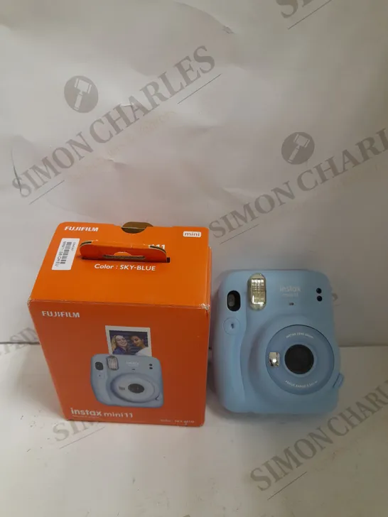 FUJIFILM INSTAX MINI 11 INSTANT CAMERA RRP £79.99