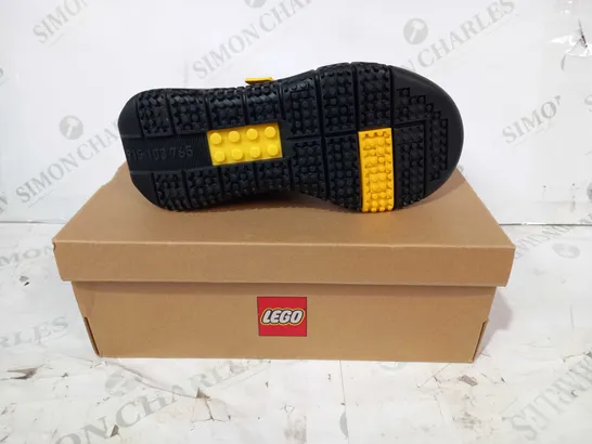 BOXED PAIR OF ADIDAS LEGO SPORT PRO EL K SHOES IN BLACK/YELLOW UK SIZE 1