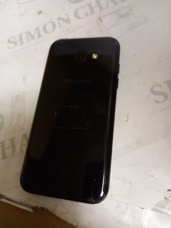 SAMSUNG BLACK SMART PHONE