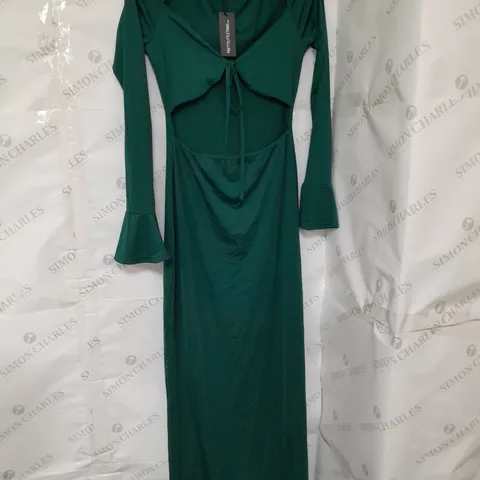 PRETTYLITTLETHING SHAPE CUT OUT DETAIL SLINKY LONG SLEEVE MAXI IN EMERAL GREEN SIZE 8