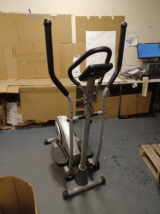 JLL CT300 HOME LUXURY ELLIPTICAL CROSS TRAINER [COLLECTION ONLY]