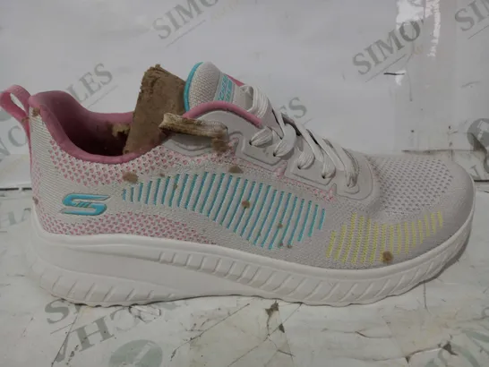 BOXED PAIR OF SKECHERS TRAINERS IN WHITE/PINK/BLUE/YELLOW UK SIZE 6