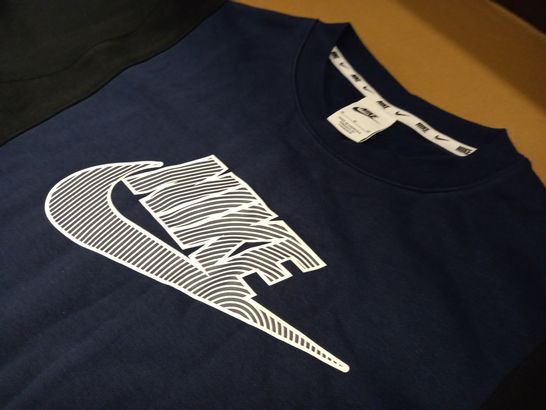 NIKE CREW NECK JUMPER IN NAVY/BLACK - M