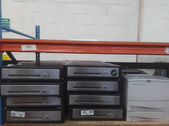 SHELF OF 18 ITEMS INCLUDING TOSHIBA RENOTE DRAWERS AND HEWLETT PACKARD LSERJET 4050T PRINTER 