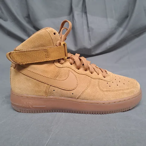 PAIR OF NIKE SUEDE HIGH TOPS IN TAN SIZE 6