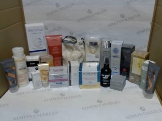 LOT OF APPROXIMATELY 20 ASSORTED SKIN CARE ITEMS, TO INCLUDE LANCOME, CLARINS, REN SKINCARE, ETC