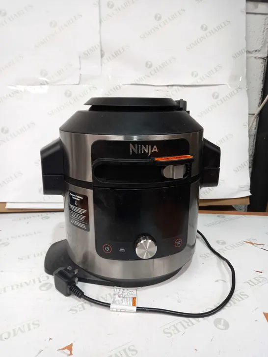 NINJA FOODI SMARTLID 7.5L MULTI COOKER & AIR FRYER