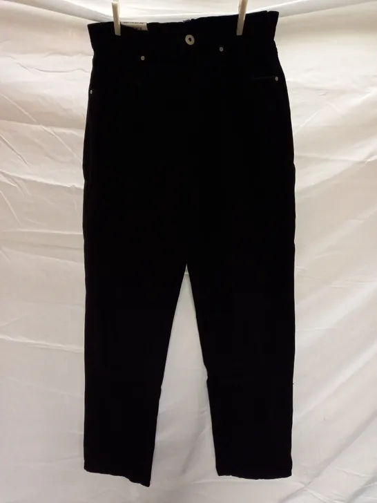 BOX OF APPROX 4 BRAND NEW COTTON:ON BAGGY STRAIGHT JEANS - MIDNIGHT BLACK SIZE AUS 8