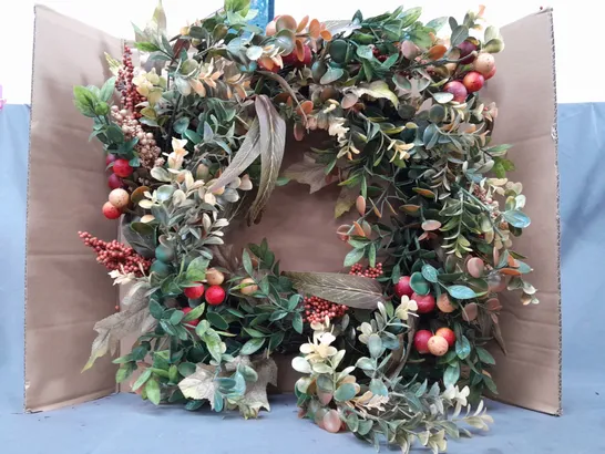 BOXED UNBRANDED DECORATIVE WREATH