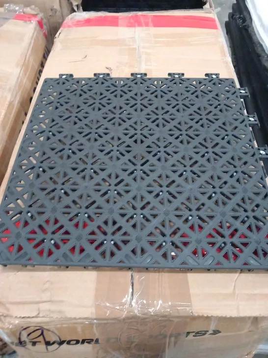 PALLET OF APPROXIMATELY 16 BOXES OF FORZA BASKET BALL COURT TILES