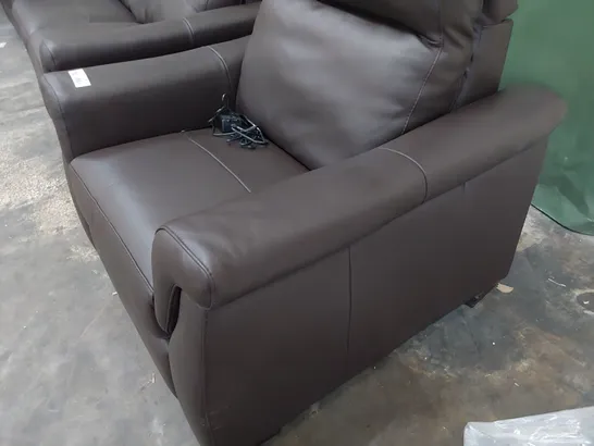 QUALITY ITALIAN DESIGNER ADRIANO LOUNGE SUITE, COMPRISING THREE SEATER POWER RECLINING SOFA, POWER RECLINING EASY CHAIR & FIXED EASY CHAIR CHOCOLATE BROWN LEATHER