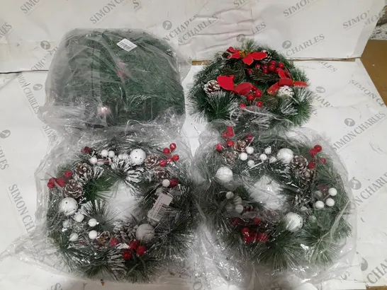 LOT OF 4 ARTIFICIAL CHRISTMAS WREATHS