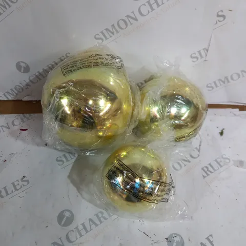 BUNDLEBERRY BY AMANDA HOLDEN SET OF 3 INFINITY SPHERES - GOLD