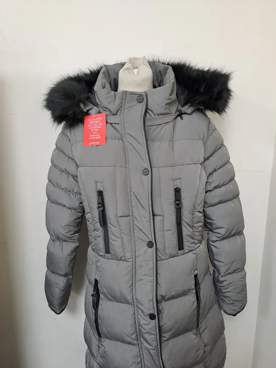 FUR PARKA HOODED JACKET IN GREY SIZE M 4610966-Simon Charles Auctioneers