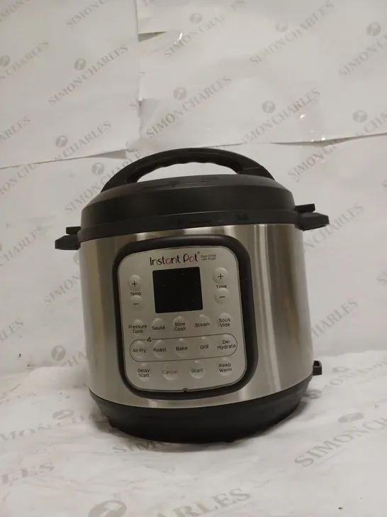 INSTANT POT DUO CRISP AIR FRYER MULTICOOKER