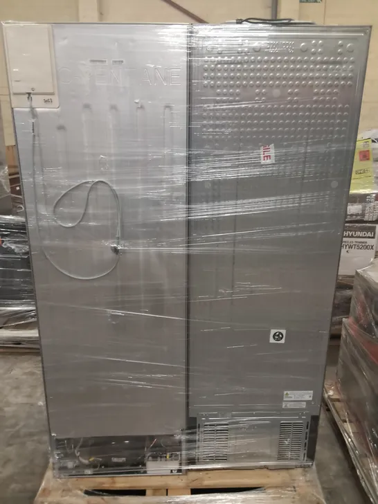 HOOVER FREESTANDING FRIDGE FREEZER SILVER AND SAMSUNG TALL ONE DOOR FREEZER SILVER - UNPROCESSED RAW RETURNS