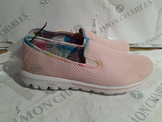 skechers gowalk size 6-1/2