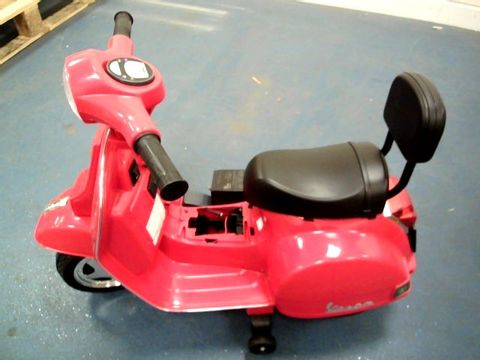 BOXED BATTERY OPERATED VESPA - RED RRP &pound;124.99