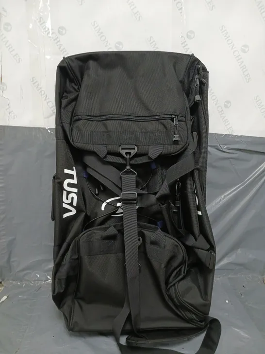 TUSA - DIVE GEAR ROLLER DUFFLE BAG IN BLACK 