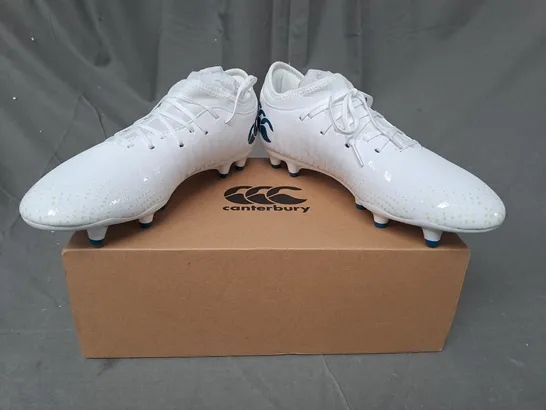 BOXED PAIR OF CANTERBURY CCC SPEED INFINITE TEAM FOOTBALL BOOTS IN WHITE UK SIZE 8