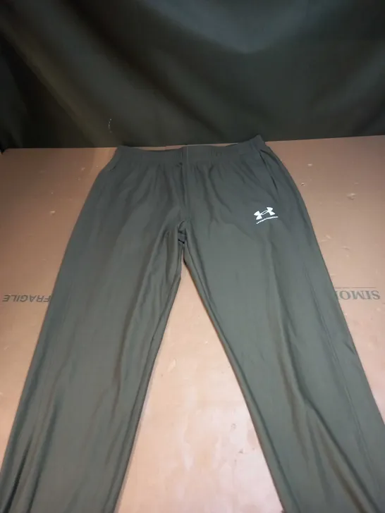 MENS KHAKI UNDER ARMOUR TRACKSUIT BOTTOMS SIZE L