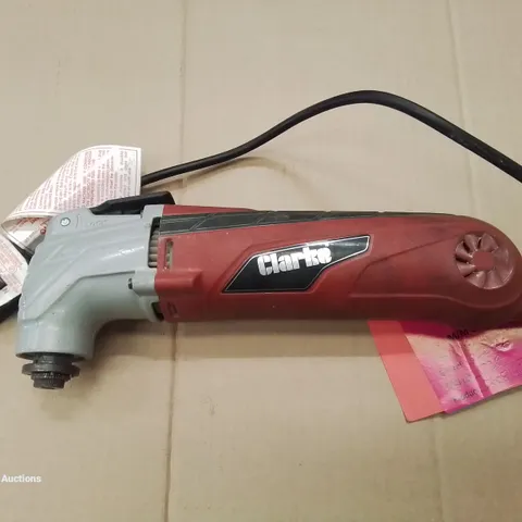 UNBOXED CLARKE MULTITOOL - CMFT300QR