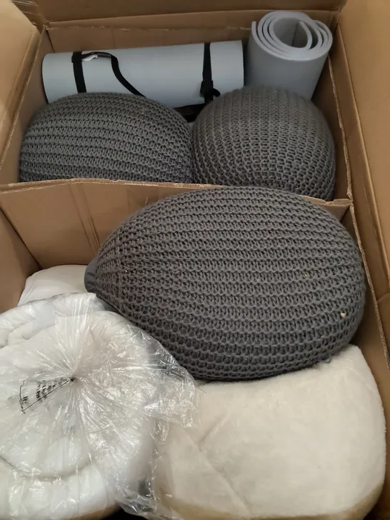 PALLET OF ASSORTED HOME FABRIC ITEMS TO INCLUDE ROLLED MATS AND FILLED POUFFES