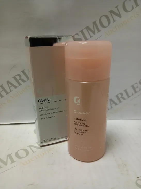 GLOSSIER SOLUTION EXFOLIATING SKIN PERFECTOR 130ML