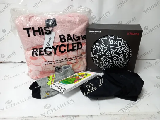 5 ITEMS TO INCLUDE TYPO KEITH HARING BASKETBALL, DISNEY MICKEY OVERSIZED HOODIE, TOTE BAG ETC.