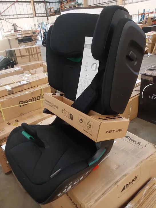 BOXED BRITAX ROMER KIDFIX I-SIZE CAR SEAT