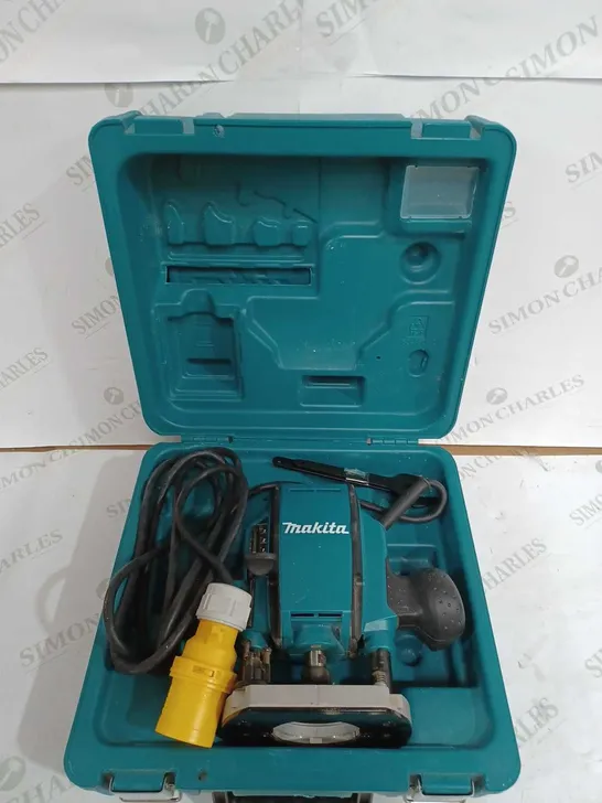 MAKITA RP0900X ROUTER