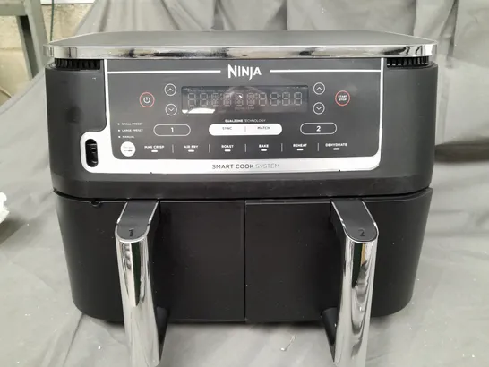 BOXED NINJA FOODI MAX DUALZONE AIR FRYER IN BLACK