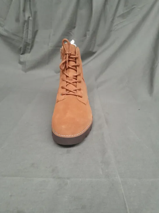 VIONIC LADIES TOFFEE SUEDE LACE UP BOOTS SIZE 6.5