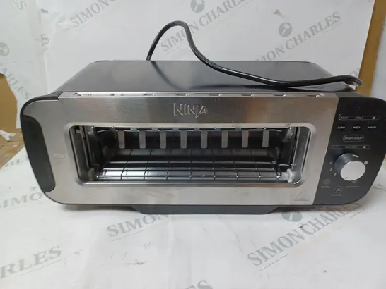 NINJA FOODIE 2 IN 1 TOASTER AND GRILL