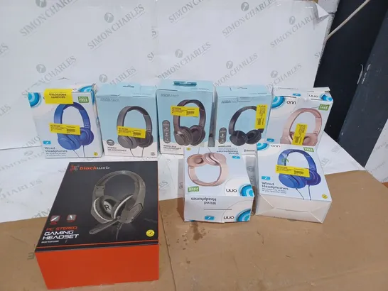 SEVEN ASSORTED WIRED/UNWIRED HEADPHONES AND A PC STEREO GAMING HEADSET 