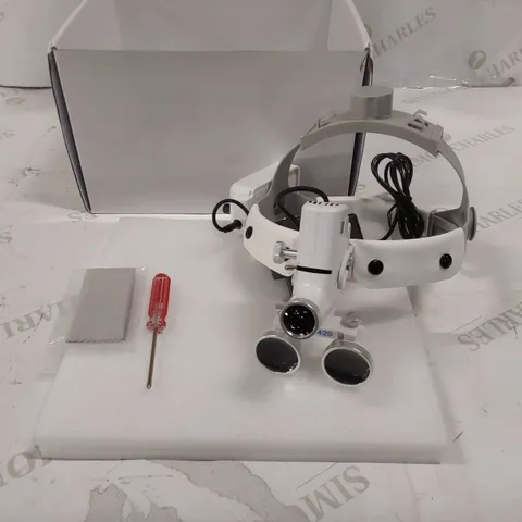 BOXED MEDICAL LOUPES WITH LED LIGHT (1 BOX)