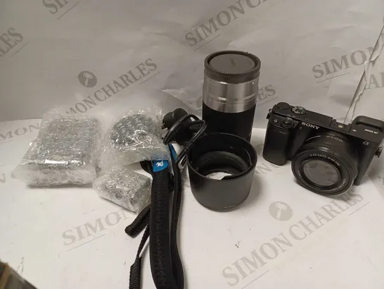 SONY ZV-E10 4K VLOG CAMERA WITH ACCESSORIES