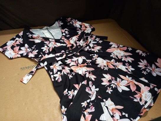 LOVE YOURS FLORAL PRINT DRESS - UK 22