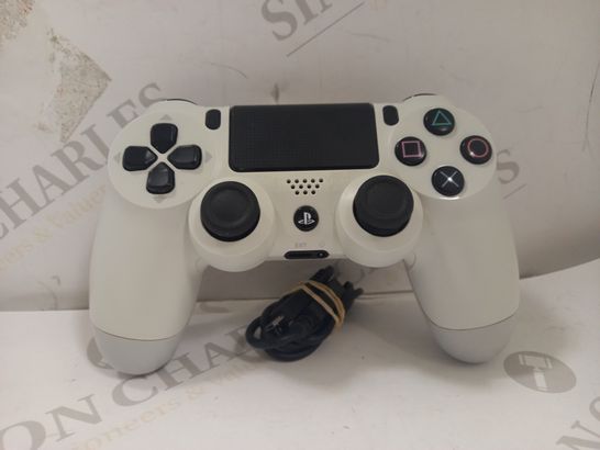 SONY PLAYSTATION CONSOLE CONTROLLER IN WHITE