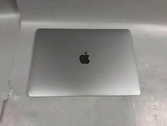 APPLE MACBOOK PRO