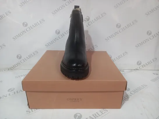 BOXED PAIR OF OSPREY LONDON THE HOLLYWOOD ANKLE BOOTS IN BLACK UK SIZE 5