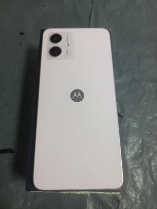 BOXED MOTO G14 MOBILE PHONE IN BLUSH PINK