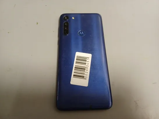 MOTOROLA MOTO G8