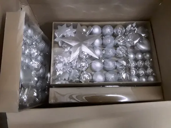 BOX CONTAINING APPROXIMATELY 7 BRAND NEW 60 SILVER BAUBLE PACKS