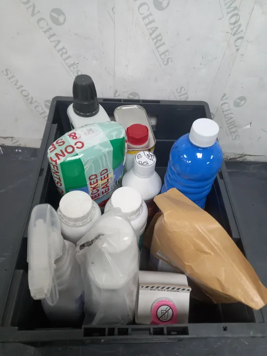 TOTE OF APPROX 10 CLEANING PRODUCTS TO INCLUDE DOOR OIL , AQUA FRESH , DISINFECTANT , ETC 